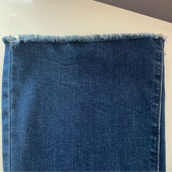 YMI High Rise Boot Cut Raw Hem Jeans Size 26 - Picture 7 of 14